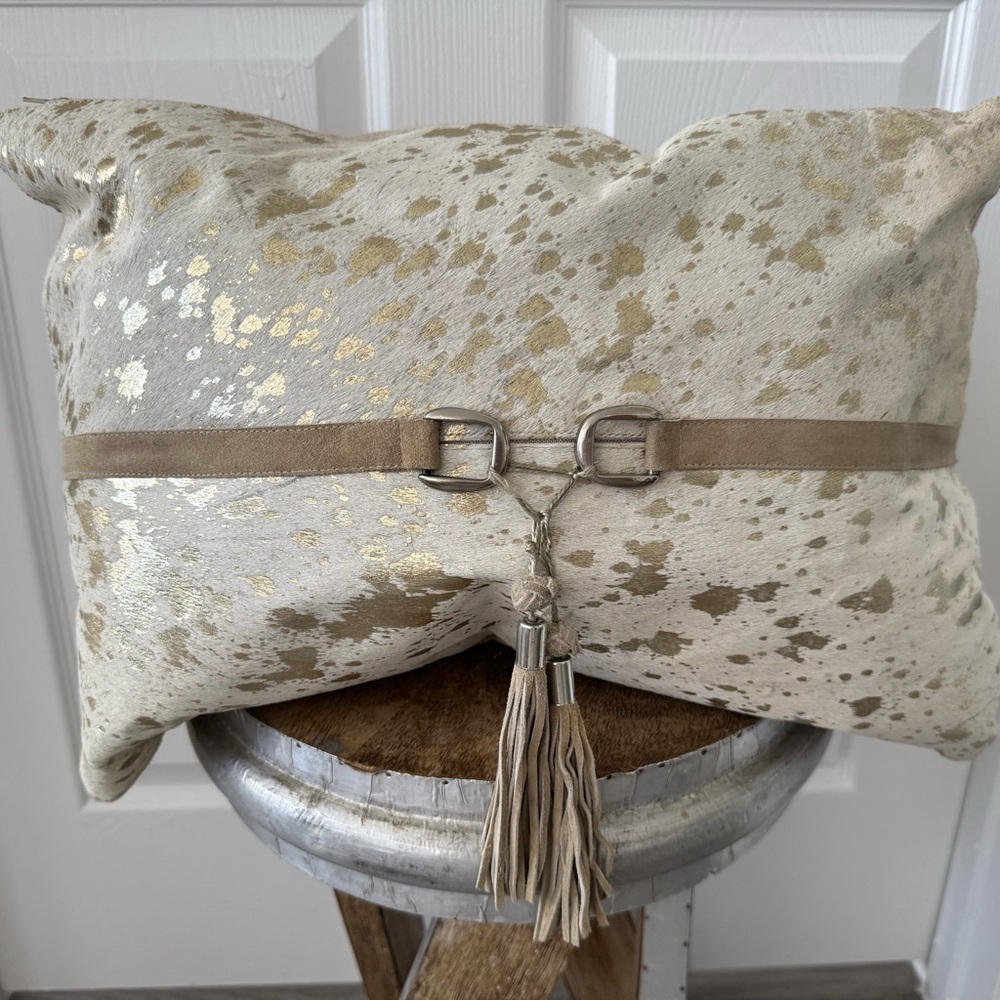 Elegant Gold and Cream Accent Pillow 14x22